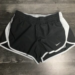 🐙 Nike Dri-Fit Shorts